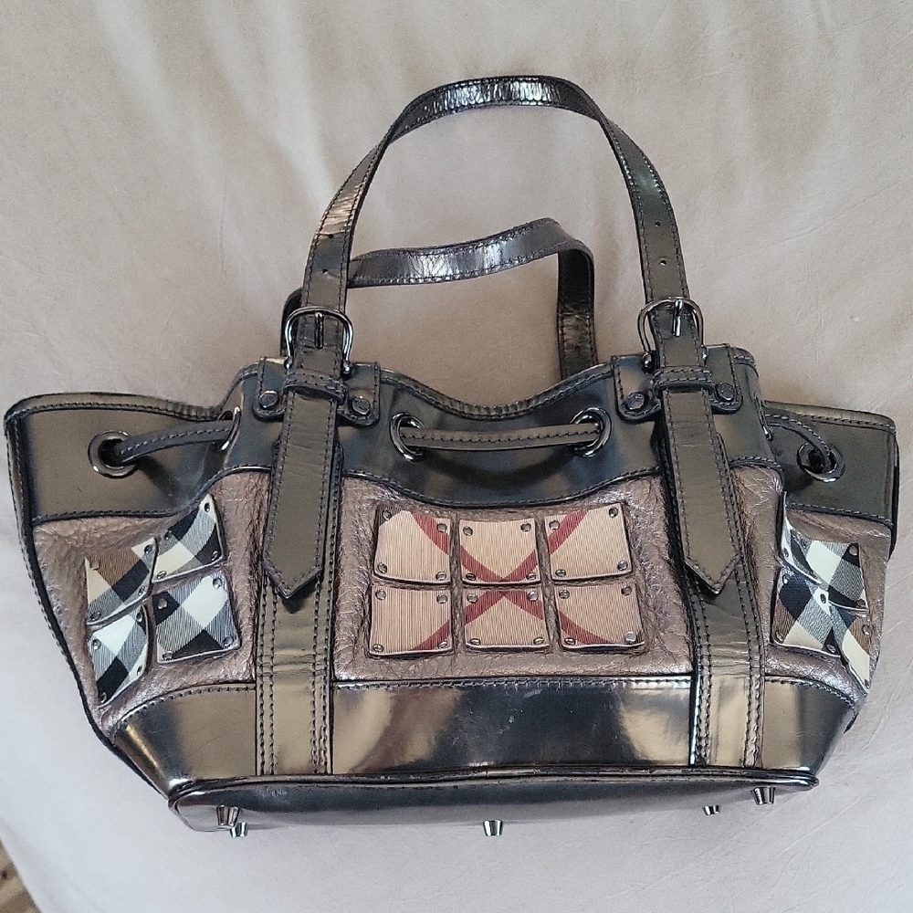 Authentic Burberry Black and Brown Shoulder Bag - Picture 5 of 16